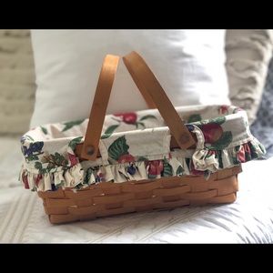 Longaberger 1999 Medium Chore Basket & Fruit Liner